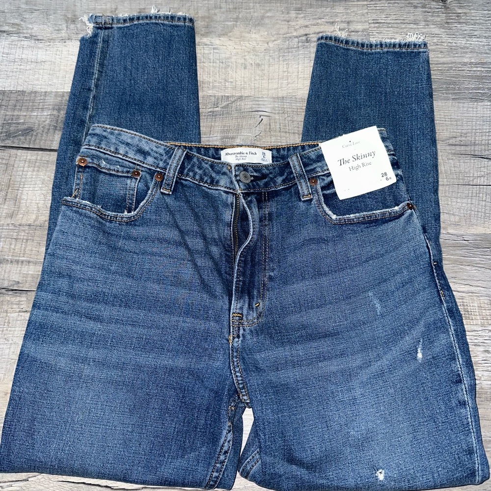 Abercrombie & Fitch The skinny high rise jeans